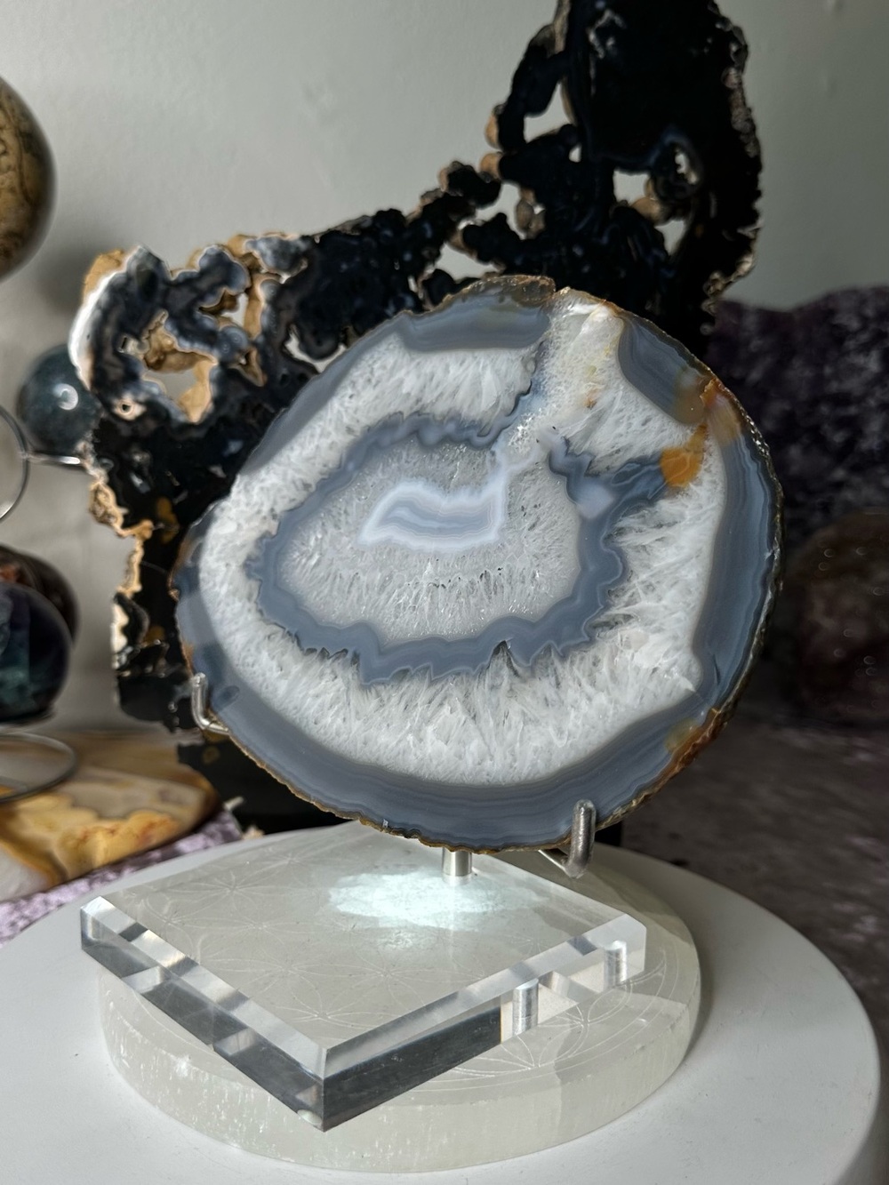 Blue agate slice from Brazil BAS01